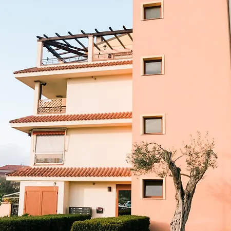 Elenad Apartman